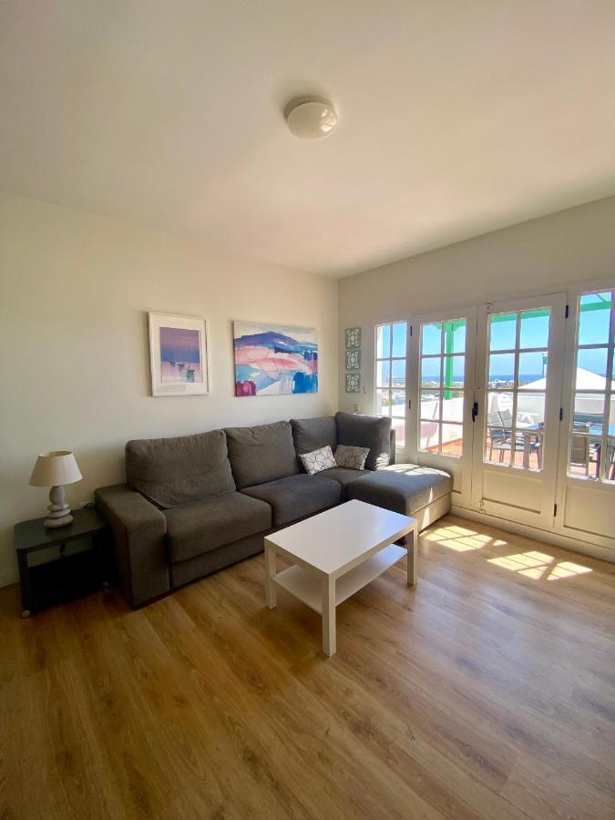 Apartamento Om Con Piscina Y Vistas Al Mar Apartment Costa Teguise Ngoại thất bức ảnh