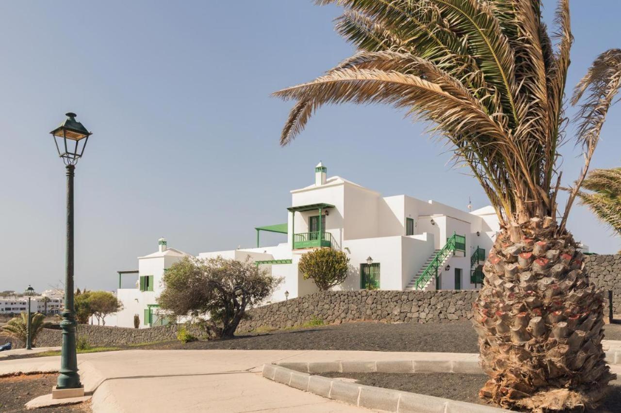 Apartamento Om Con Piscina Y Vistas Al Mar Apartment Costa Teguise Ngoại thất bức ảnh